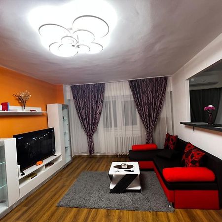 Crisshome1 Bukarest Kültér fotó